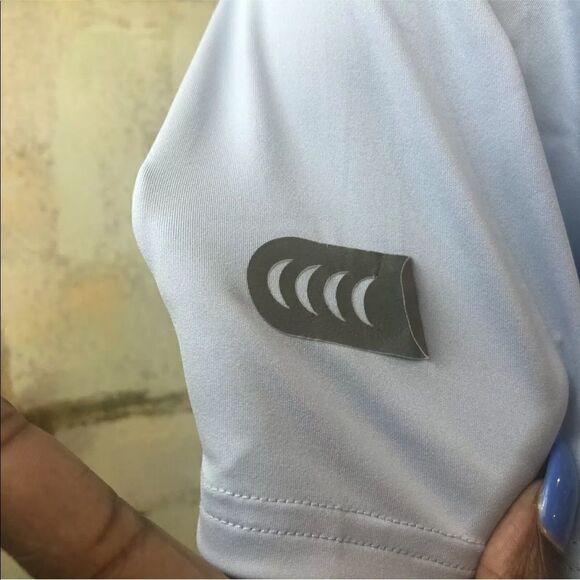 Nike Sphere React Mermaid Scale Back Top Medium - Picture 5 of 8